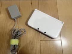 ニンテンドー3DS LL ホワイト 本体 充電器付き 外箱なし 動作確認済のサムネイル