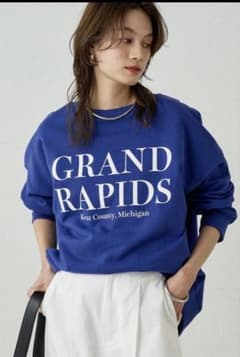 LOUNGEDRESS 2WAYロゴスウェット ブルーのサムネイル