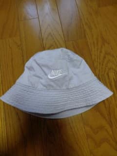 Nike バケットハット S/M パープルのサムネイル