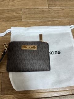 MICHAEL KORS フラグメントケースのサムネイル
