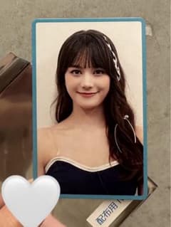 Niziu 人気歌謡 インガ　入場特典　トレカ　ニナ　NINAのサムネイル