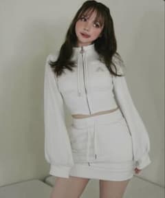 andmary Willow line tops アイボリー アンドマリー - メルカリ