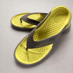 Crocs クロックス ビーチサンダル 約24cmグレー×イエロー 海外購入のサムネイル