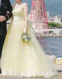 結婚式 披露宴 発表会 イエロー 黄色 ドレスのサムネイル