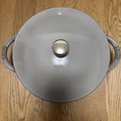 美品ストウブ ニダベイユ ソテーパン 24cm グレー - メルカリ