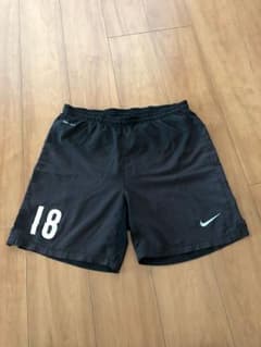 浦和レッズ ハーフパンツのサムネイル