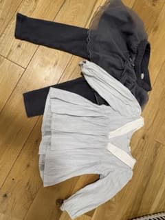 グレー トップスとレギンスセット 100cmのサムネイル
