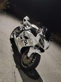 cbr1000rr sc57 REPSOLフル外装セット　ホワイト cbr1000rr sc57 REPSOLフル外装セット ホワイト - メルカリ