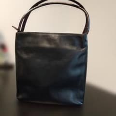 A Motion黒のレザーハンドバッグのサムネイル