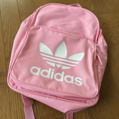 adidasリュックのサムネイル