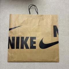 NIKE グラフィックデザイン ショッパー 中 - メルカリ