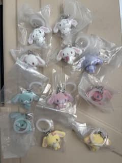 シュガバニ　ふわふわ　めじるしアクセサリーのサムネイル