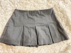 Zara グレー ピンストライプ ミニプリーツスカートのサムネイル