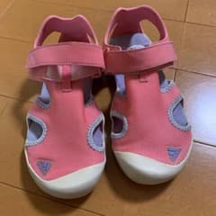 adidas サンダル　21㎝