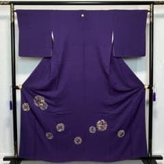 D875 色留袖　総刺繍　金駒刺繍　花丸文　紫　一つ紋　正絹　着物　袷　極美品 D875 色留袖 総刺繍 金駒刺繍 花丸文 紫 一つ紋 正絹 着物 袷 極美品