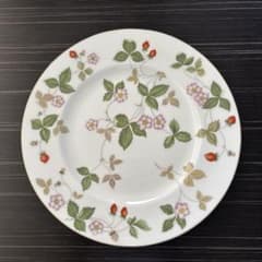 Wedgwood ワイルドストロベリーデザイン プレート 約27cm - メルカリ