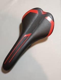 【新車外し・未使用】MERIDA REACTO 400 純正サドル メリダのサムネイル