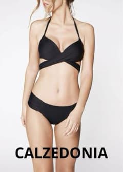 【新品】タグ付　CALZEDONIA  黒　ビキニ　人気　パッドありのサムネイル