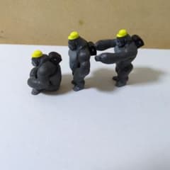 ゴリラ フィギュア 3体セットのサムネイル