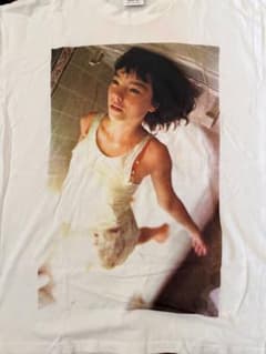 GOAT Bjork フォトプリント Tシャツ ホワイト XL 着画のサムネイル