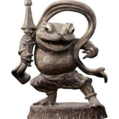 阿形　木像カラー　カエルの金剛力士像のサムネイル