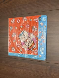 一番くじ BT21 バンダナ RJのサムネイル