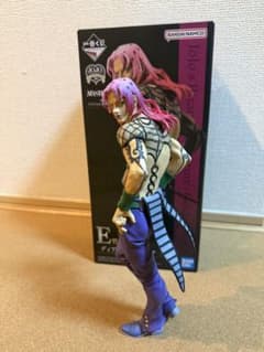 一番くじ ジョジョの奇妙な冒険 E賞 ディアボロ フィギュアのサムネイル