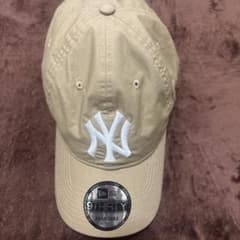 New Era ニューヨーク・ヤンキース ベージュキャップのサムネイル