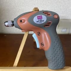 DCM Li-ion 充電式インパクトドライバ D-002のサムネイル