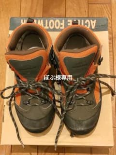 mont-bellトレッキングシューズKid's　箱ありのサムネイル