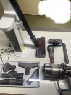 Dyson キャニスター掃除機 本体　ジャンク品のサムネイル