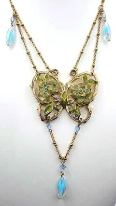 な*;様 ANNA SUI 蝶 ネックレスのサムネイル
