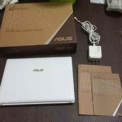 ASUS パソコンのサムネイル