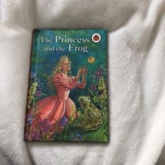 プリンセスと魔法のキス 原作洋書のサムネイル