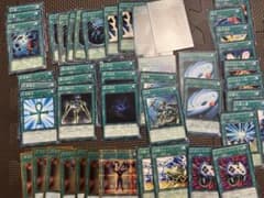 遊戯王OCG 魔法カード 大量まとめ売りのサムネイル