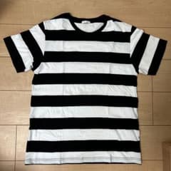 GU 黒と白ストライプ Tシャツ Lサイズのサムネイル