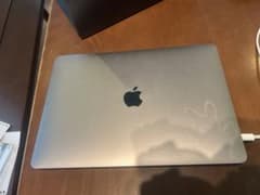 Apple MacBook Air (M1, 2020) スペースグレーのサムネイル