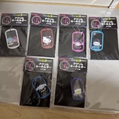 m*i様 サンリオ Happyくじ PUNKS アクリルキーホルダー 6種セットのサムネイル