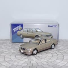 トミカリミテッドヴィンテージネオ レクサス LS400 1998 ゴールド