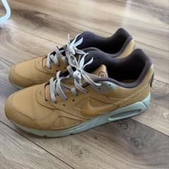 NIKEナイキ　エア マックス イヴォ29.5㎝のサムネイル