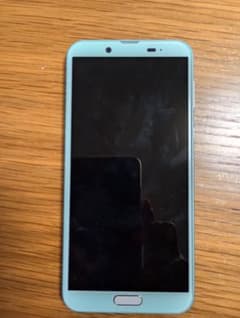 SHARP AQUOS SHV43 本体 ライトグリーンのサムネイル