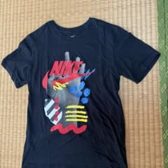 NIKE グラフィックプリント Tシャツ ブラックのサムネイル