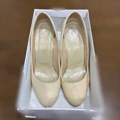Soul Donna MILANO パンプス ベージュ 23.5cmのサムネイル