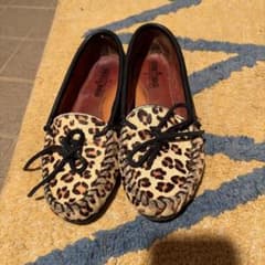 MINNETONKA レオパード柄 モカシンのサムネイル