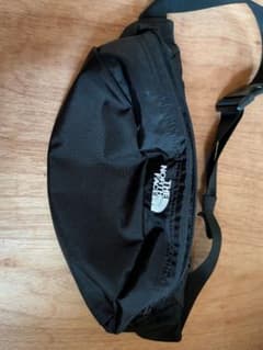 ほぼ新品　THE NORTH FACE　新型スウィープ　 ブラックのサムネイル
