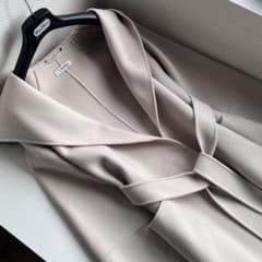 FABIO 24AW クチートアマーノ ロゴプレート エクリュ色 マックスマーラ