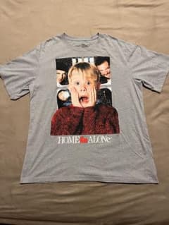 HOME ALONE Tシャツ