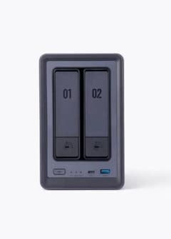 ugreen nasync 2800 + nas用HDD 8TBのサムネイル