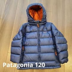 patagonia ダウンコート XS (5-6)　size120のサムネイル