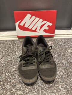 NIKE スニーカー オリーブカラーのサムネイル